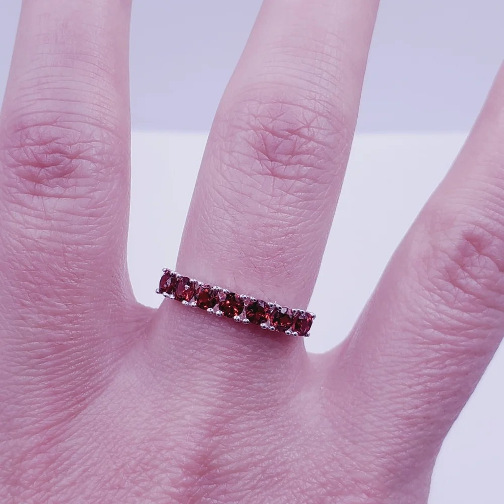 Garnet Band